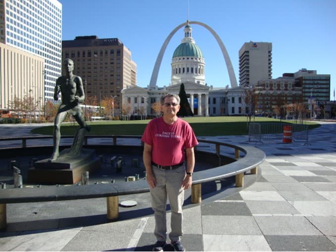 Ken, enjoying Downtown St Louis