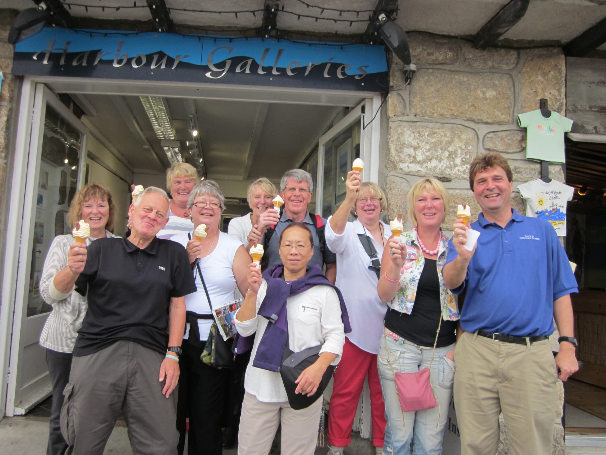 Dacey and a tour group enjoying ice creams outside a Cornish gallery